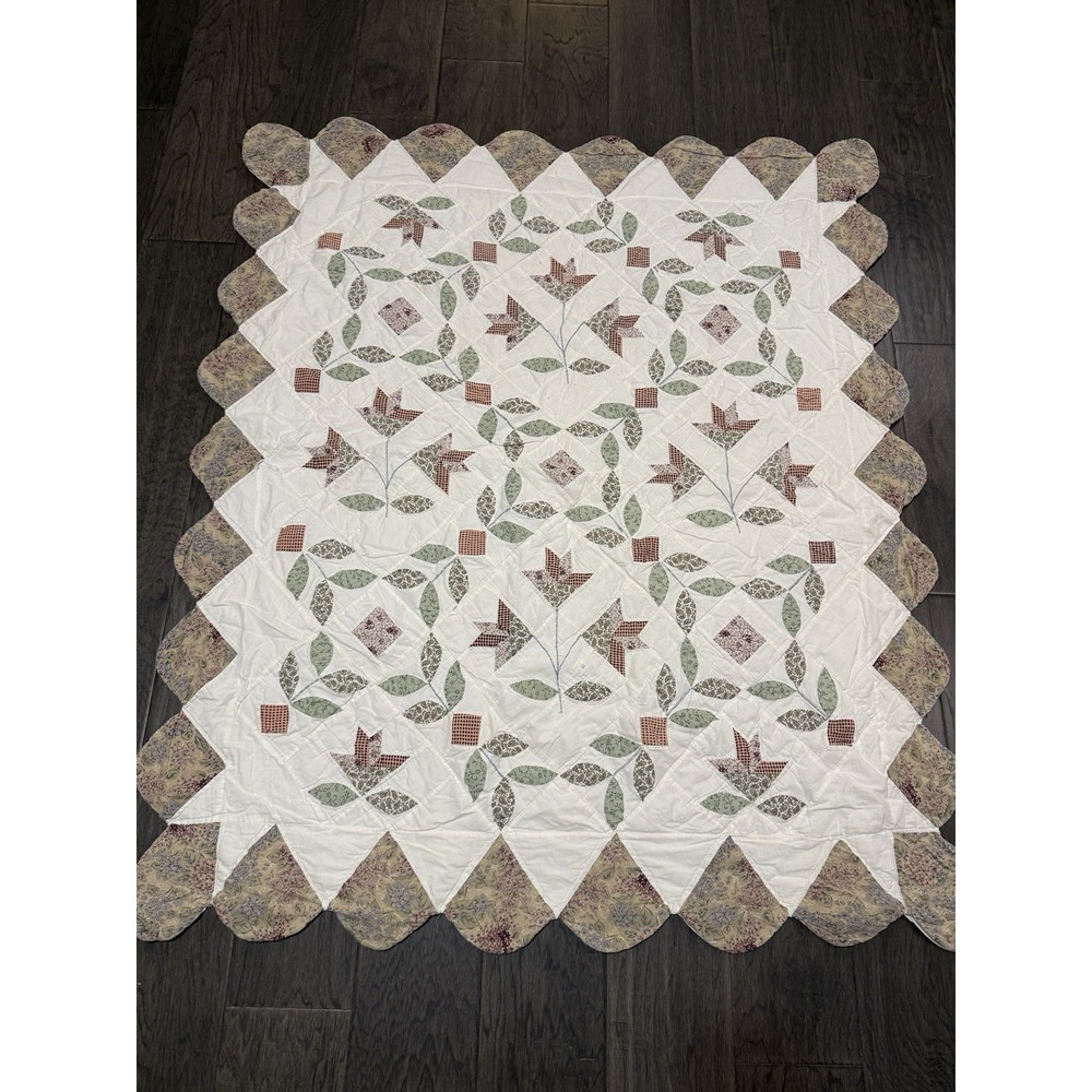 Vintage Handmade Beautiful Carolina Lily"  Multicolored Small Quilt 55" x 46"